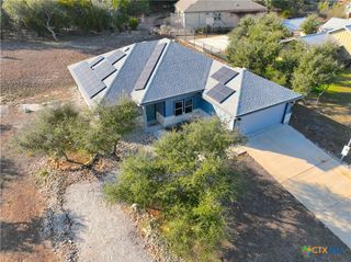381 Monarch, Canyon Lake, TX 78133