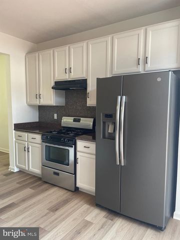 5 BRIDLE CT, Cherry Hill, NJ 08003