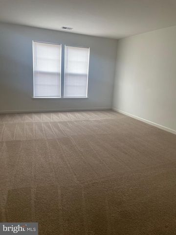 5 BRIDLE CT, Cherry Hill, NJ 08003