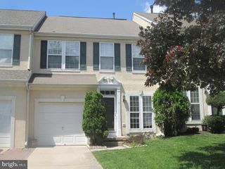 5 BRIDLE CT, Cherry Hill, NJ 08003