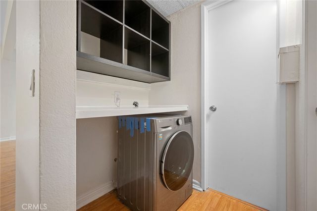 15425 Sherman 107A, Van Nuys, CA 91406