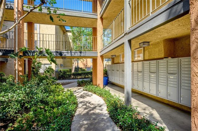 15425 Sherman 107A, Van Nuys, CA 91406