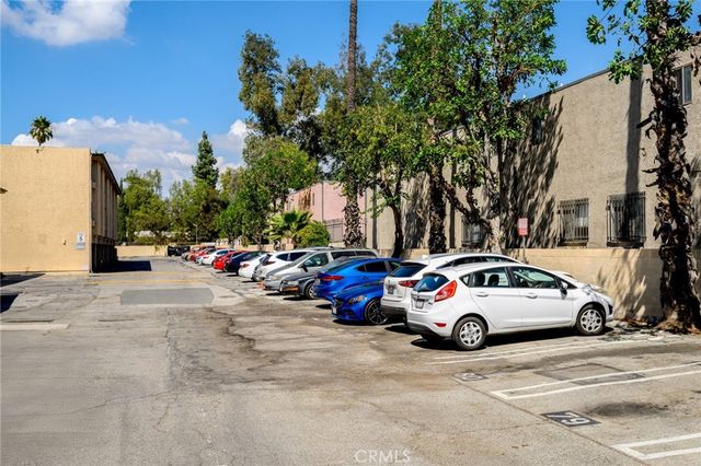 15425 Sherman 107A, Van Nuys, CA 91406