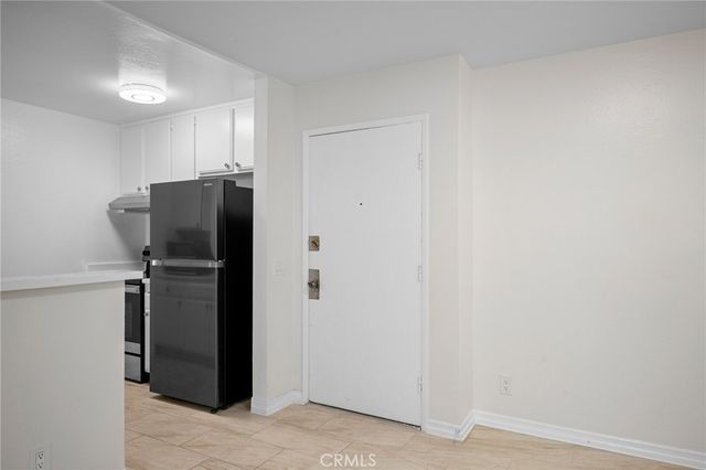 15425 Sherman 107A, Van Nuys, CA 91406