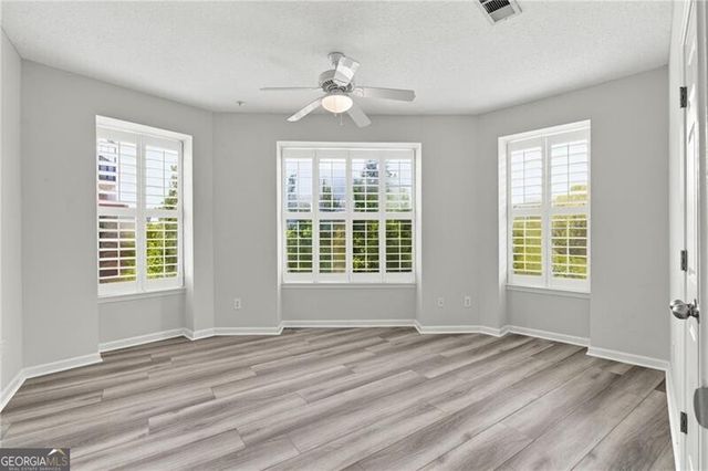 400 17th Street NW 1323, Atlanta, GA 30363