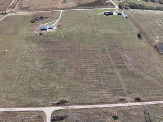 010 South 82nd Road, Bolivar, MO 65613