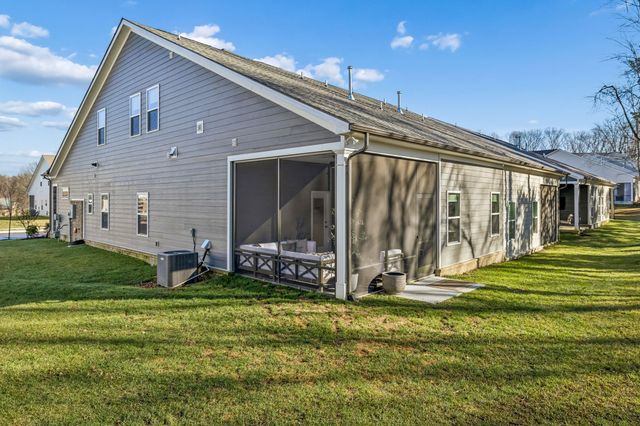 3050 Wiltshire Park Pl, Hermitage, TN 37076