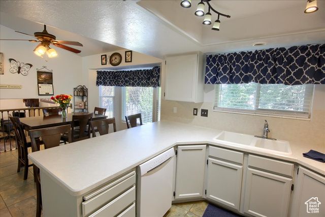 2816 W 4400 S, Roy, UT 84067