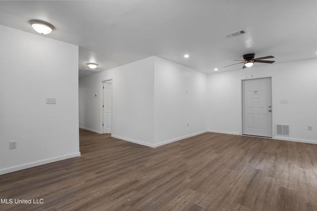 7083 Jefferson Street, Bay Saint Louis, MS 39520
