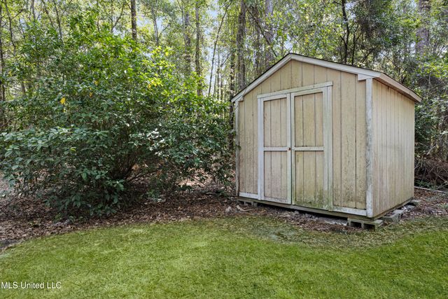 7083 Jefferson Street, Bay Saint Louis, MS 39520