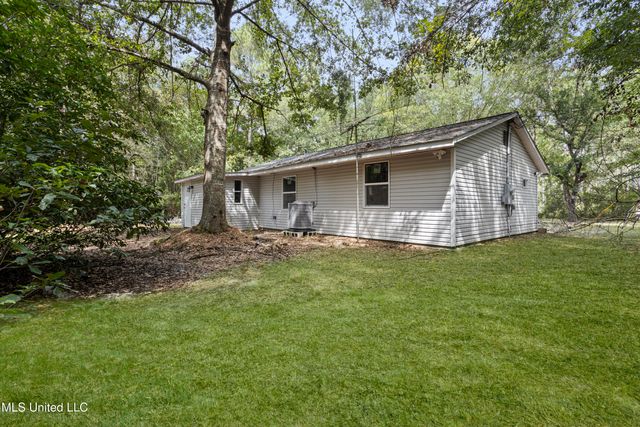 7083 Jefferson Street, Bay Saint Louis, MS 39520