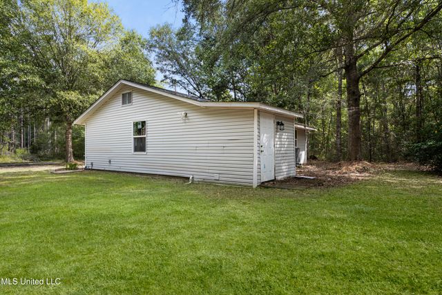 7083 Jefferson Street, Bay Saint Louis, MS 39520