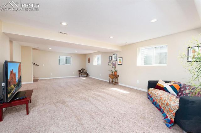 627 E Hills Road, Colorado Springs, CO 80909