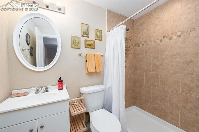 627 E Hills Road, Colorado Springs, CO 80909