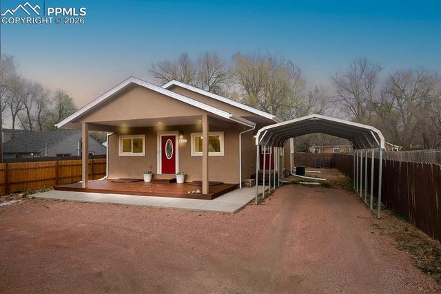 627 E Hills Road, Colorado Springs, CO 80909