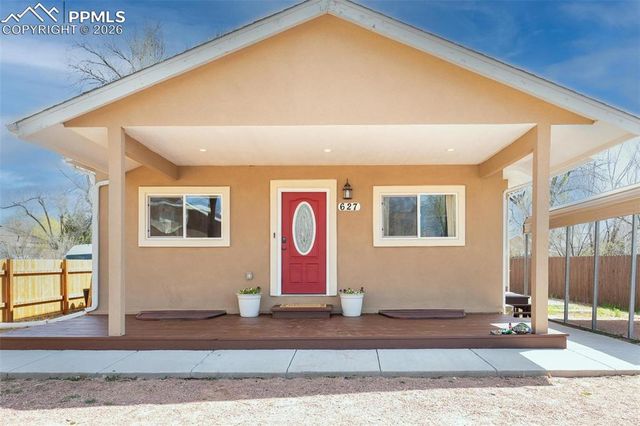 627 E Hills Road, Colorado Springs, CO 80909