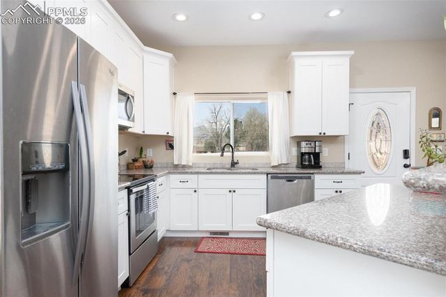 627 E Hills Road, Colorado Springs, CO 80909