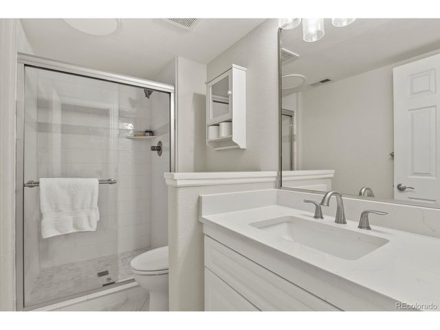 12 Mountain Laurel Dr, Littleton, CO 80127