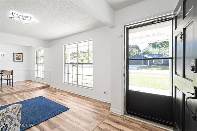 6698 ARROWROOT Drive, Jacksonville, FL 32244