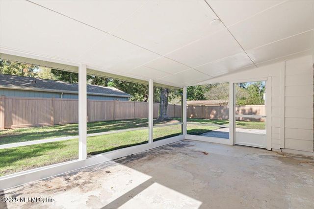 6698 ARROWROOT Drive, Jacksonville, FL 32244