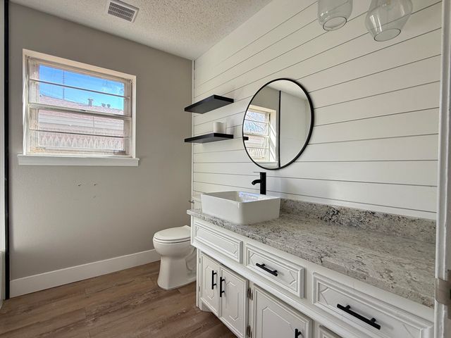 2608 75th Street, Lubbock, TX 79423