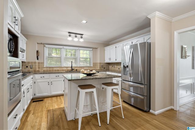 1395 EDEN RIDGE CIRCLE, Hoover, AL 35244