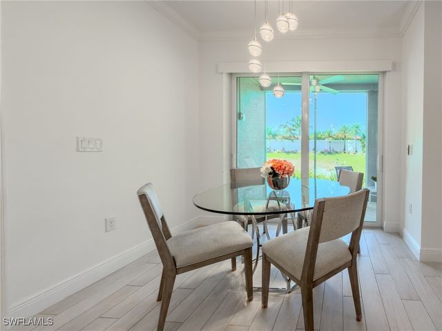 2543 SEYCHELLES DR 604, Naples, FL 34112