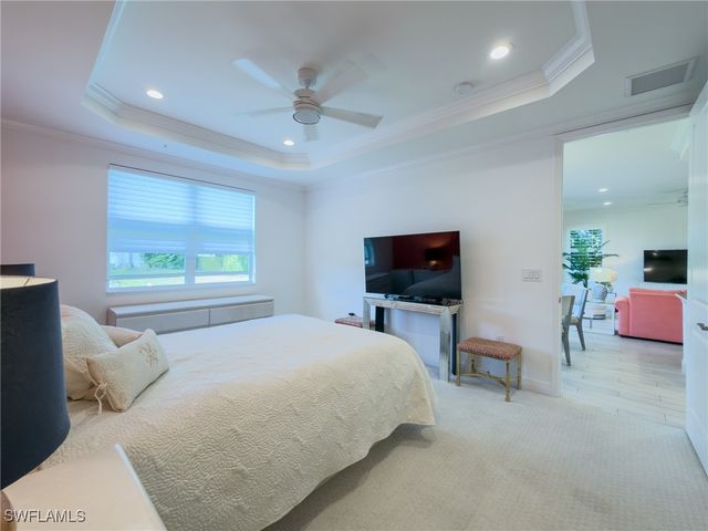 2543 SEYCHELLES DR 604, Naples, FL 34112