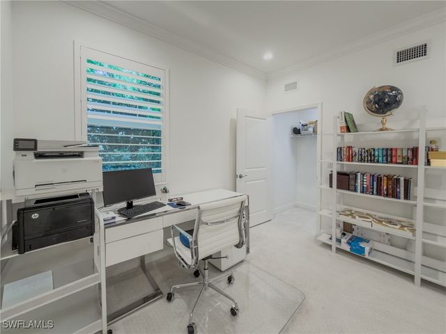 2543 SEYCHELLES DR 604, Naples, FL 34112