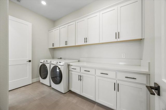 9048 Whitefish Way, Roseville, CA 95747