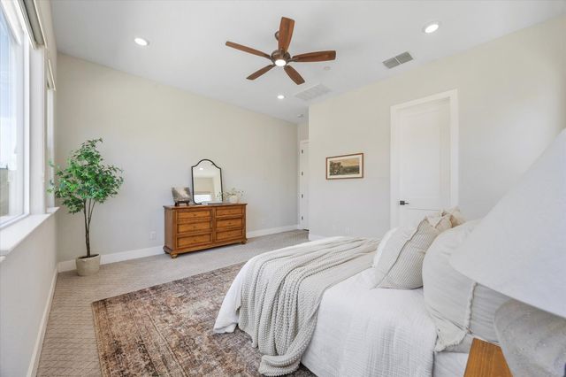 9048 Whitefish Way, Roseville, CA 95747