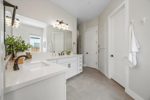 9048 Whitefish Way, Roseville, CA 95747