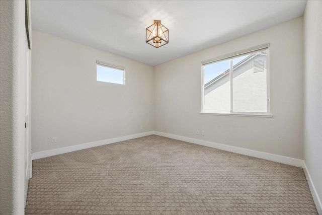 9048 Whitefish Way, Roseville, CA 95747