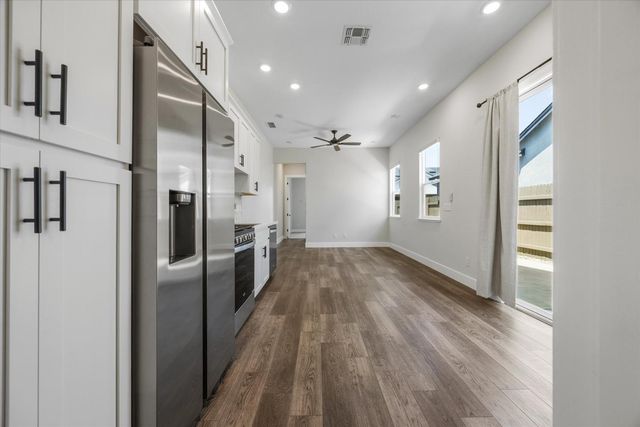 9048 Whitefish Way, Roseville, CA 95747