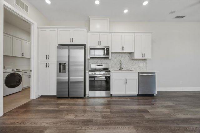 9048 Whitefish Way, Roseville, CA 95747