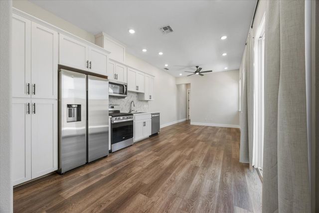 9048 Whitefish Way, Roseville, CA 95747