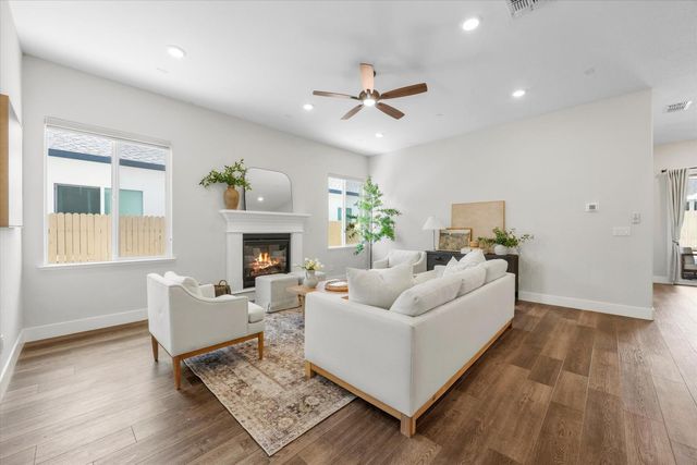 9048 Whitefish Way, Roseville, CA 95747