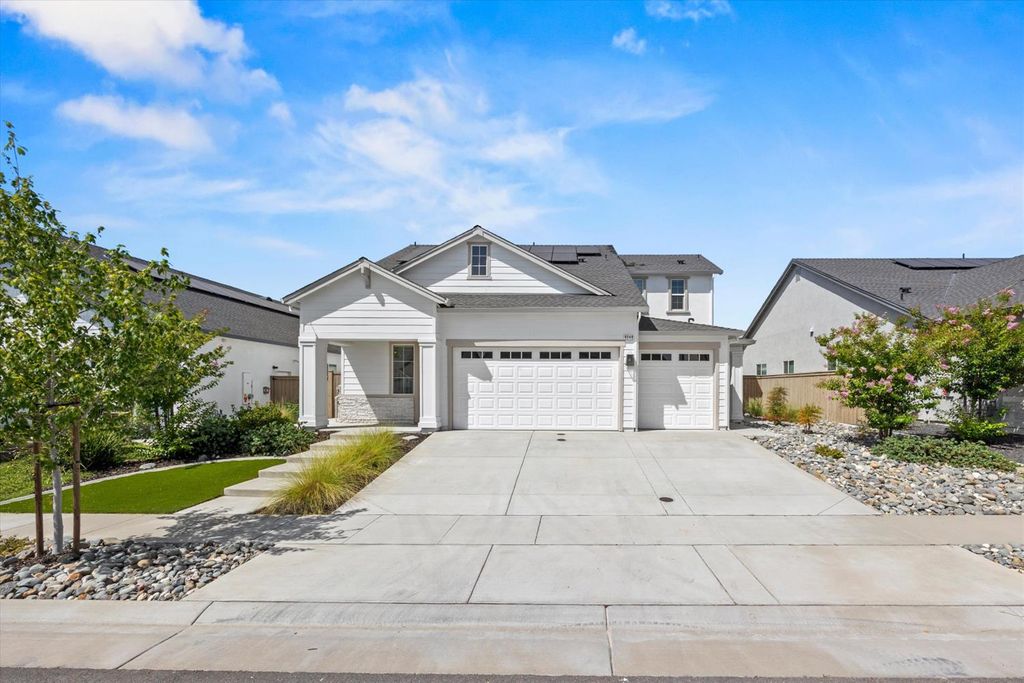 9048 Whitefish Way, Roseville, CA 95747