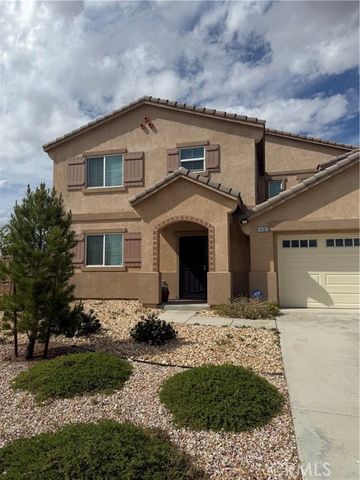 14102 Chapman, Hesperia, CA 92344