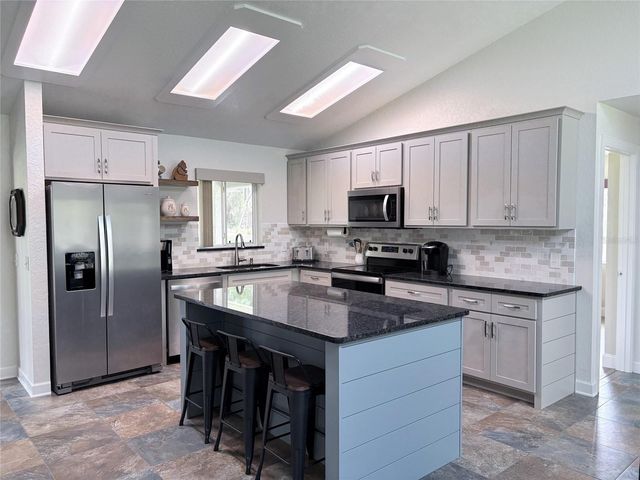 313 N HILL AVENUE, Deland, FL 32724