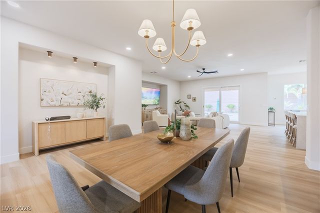 929 Viscanio Place, Las Vegas, NV 89138