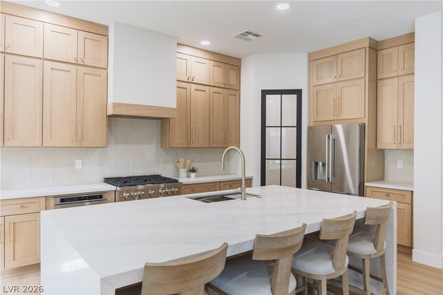 929 Viscanio Place, Las Vegas, NV 89138