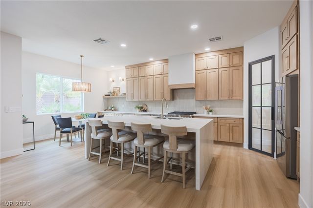 929 Viscanio Place, Las Vegas, NV 89138