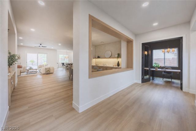 929 Viscanio Place, Las Vegas, NV 89138