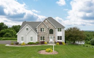 557 Upper Grassy Hill Road, Woodbury, CT 06798