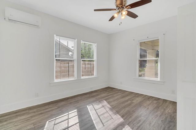1109 Gargan Street, Houston, TX 77009