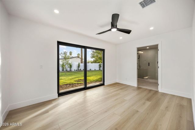 5129 E VOLTAIRE Avenue, Scottsdale, AZ 85254