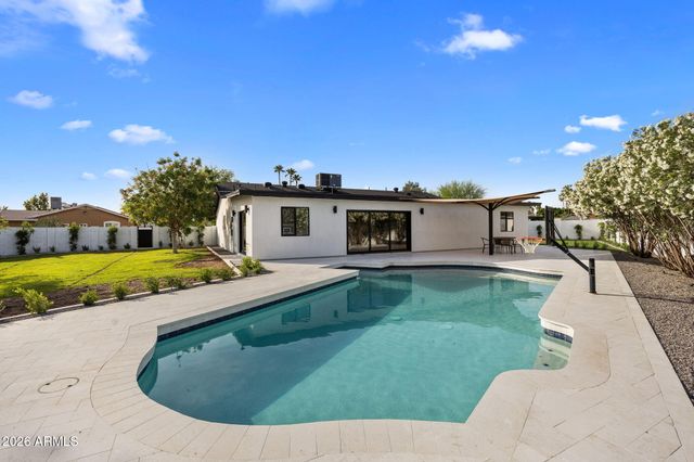 5129 E VOLTAIRE Avenue, Scottsdale, AZ 85254