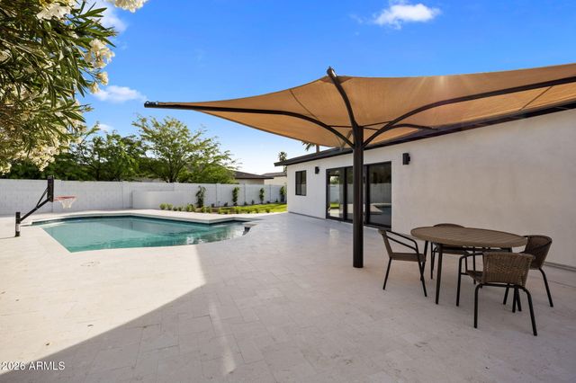 5129 E VOLTAIRE Avenue, Scottsdale, AZ 85254