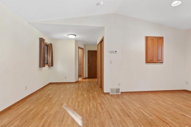 W8664 BUCKHORN CIRCLE, Wautoma, WI 54982